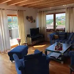 Haus Leenja Apartamento *