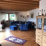 Haus Leenja Apartamento Beverungen