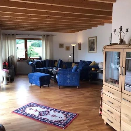 Haus Leenja Apartment