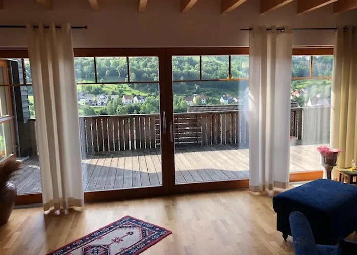 Haus Leenja شقة بيفرونغن